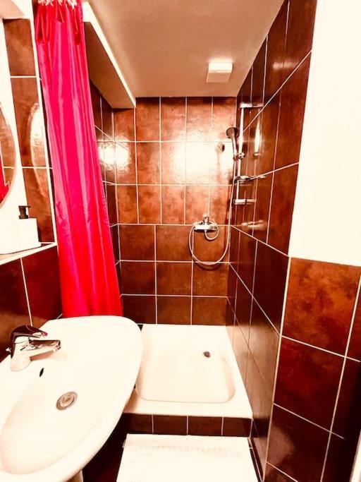 Charmant Appartement De Vacances Alta Ripa Hauterive  ภายนอก รูปภาพ