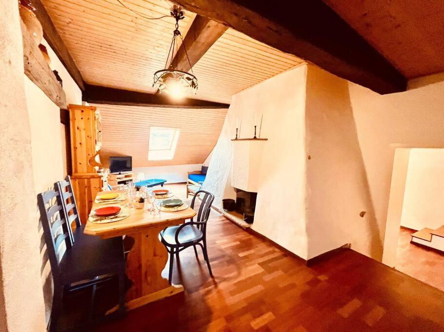 Charmant Appartement De Vacances Alta Ripa Hauterive  ภายนอก รูปภาพ