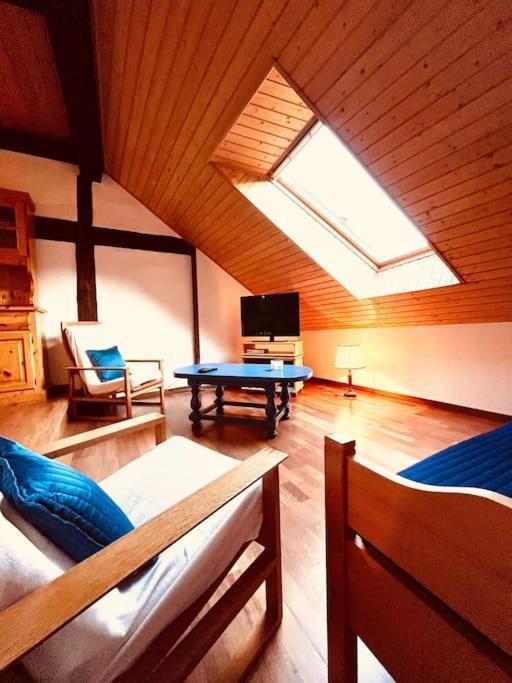 Charmant Appartement De Vacances Alta Ripa Hauterive  ภายนอก รูปภาพ